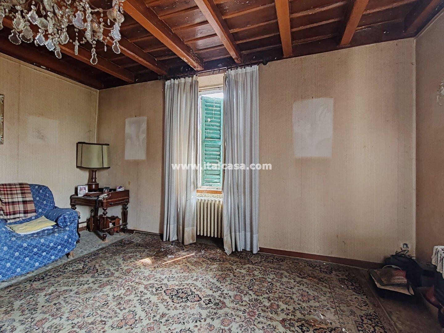 Palazzo in vendita a Brignano Gera d