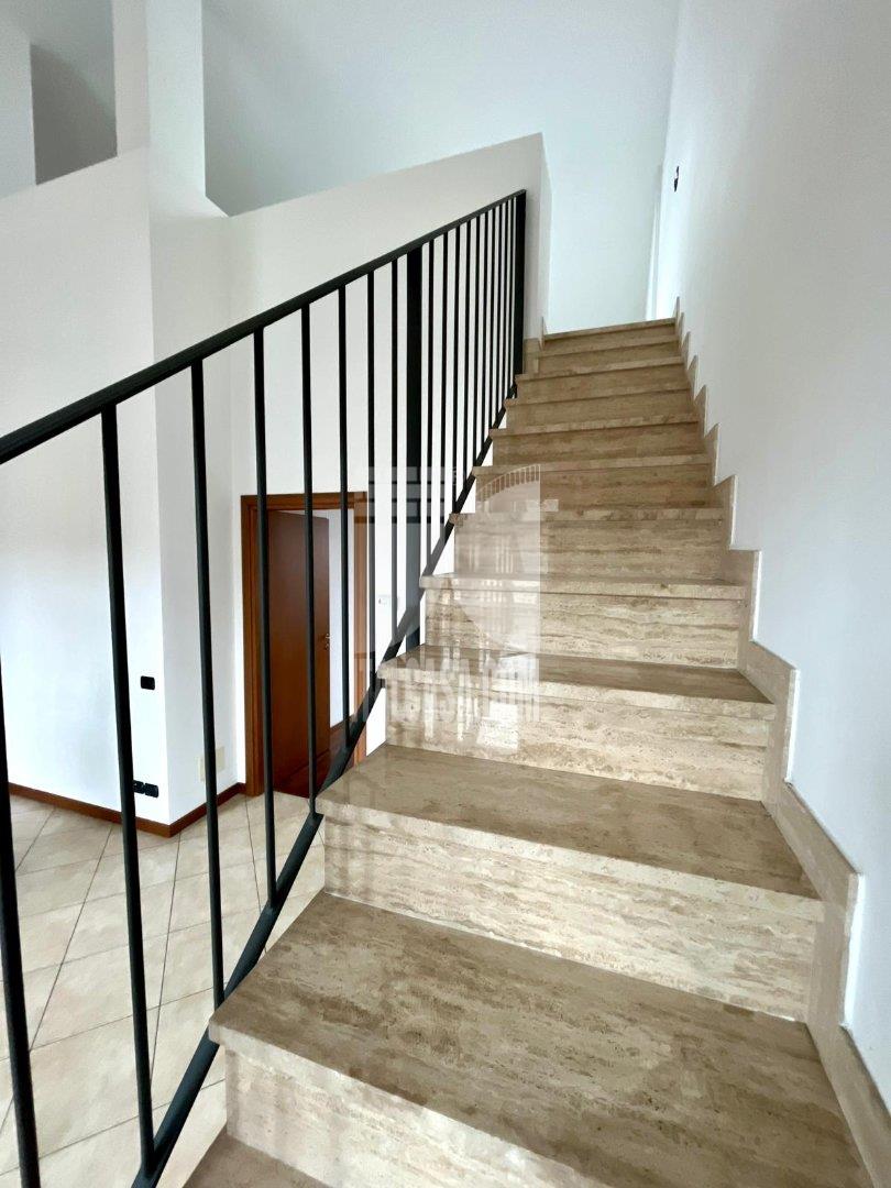 Appartamento in vendita a Castel Rozzone