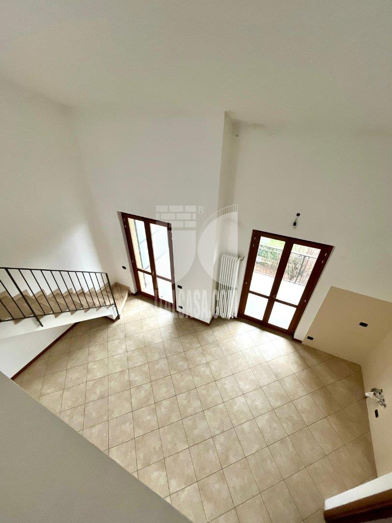 Appartamento in vendita a Castel Rozzone