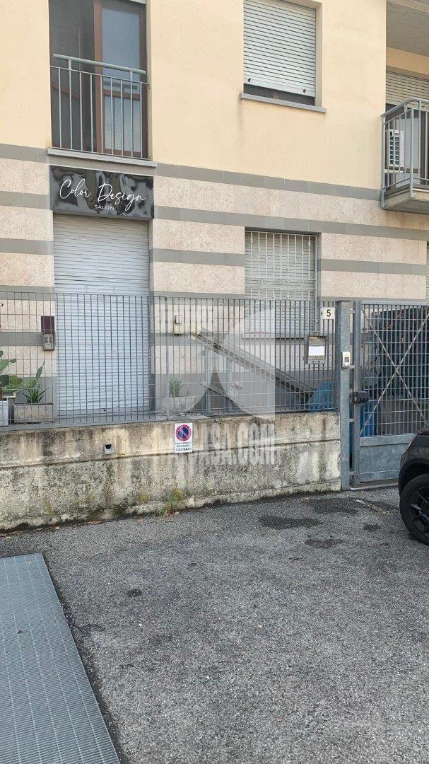 Negozio in affitto a Treviglio