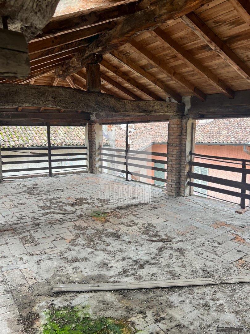 Casa Rustica in vendita a Treviglio