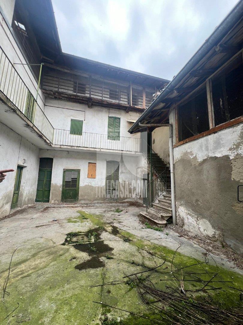 Casa Rustica in vendita a Treviglio