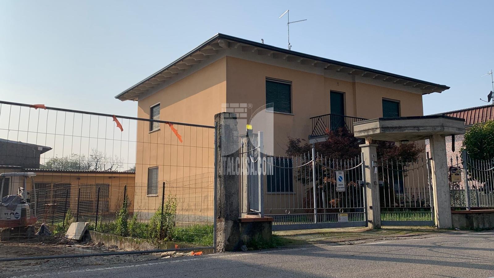 Appartamento in vendita a Lurano