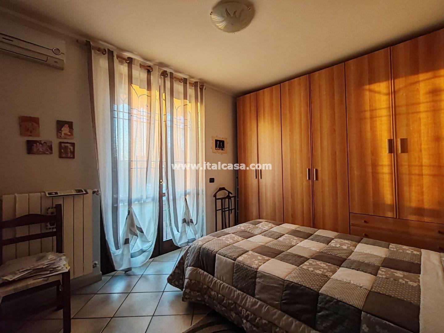 Villa a schiera di testa in vendita a Arzago d