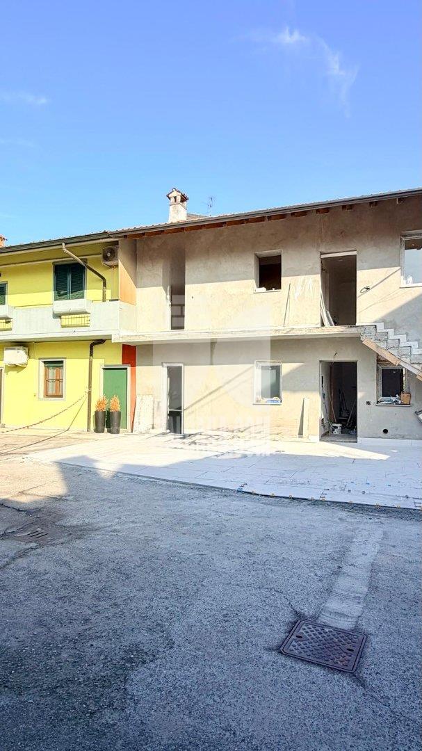 Appartamento in vendita a Brignano Gera d