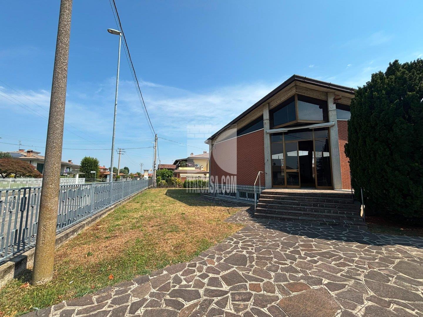 Villa Unifamiliare in vendita a Brignano Gera d
