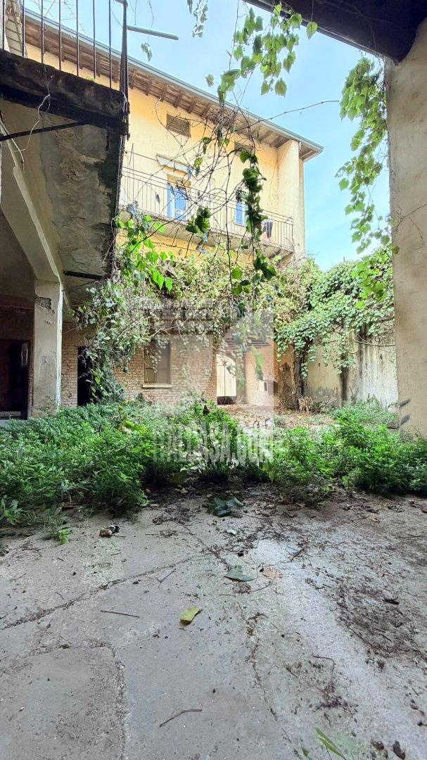 Casa Plurifamiliare in vendita a Caravaggio
