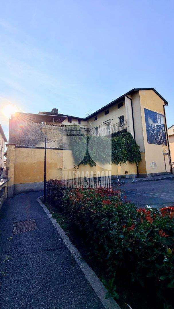 Casa Plurifamiliare in vendita a Caravaggio