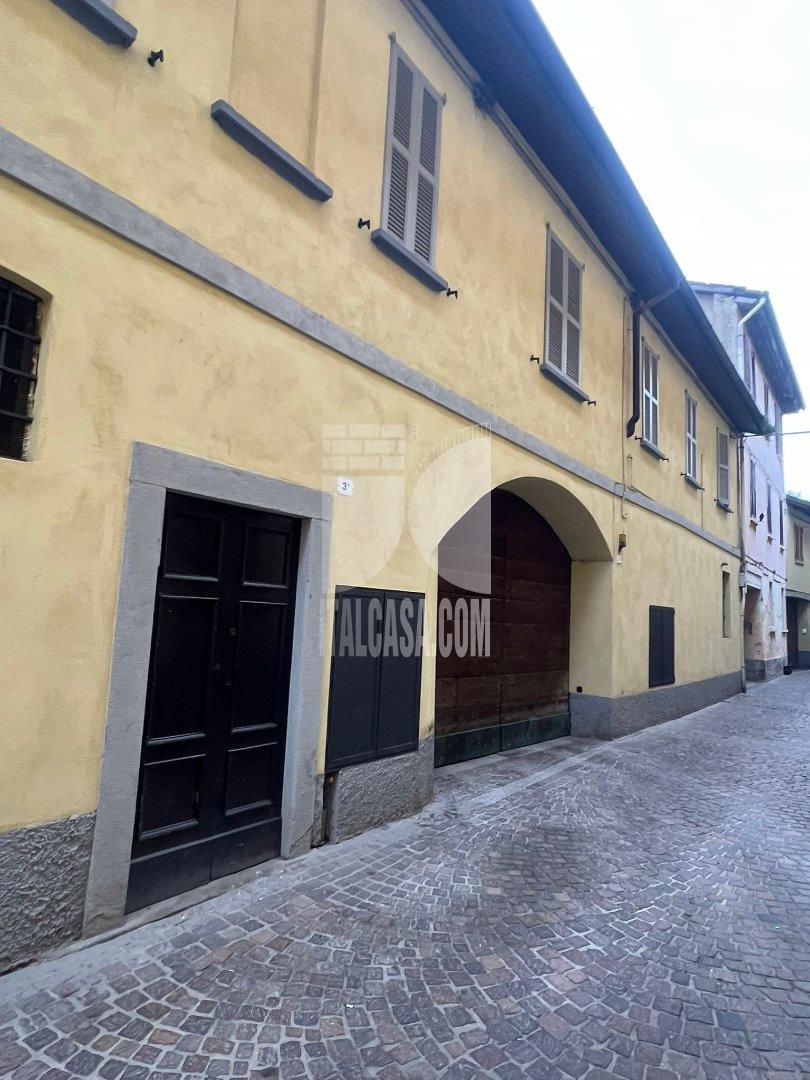 Negozio in vendita a Treviglio