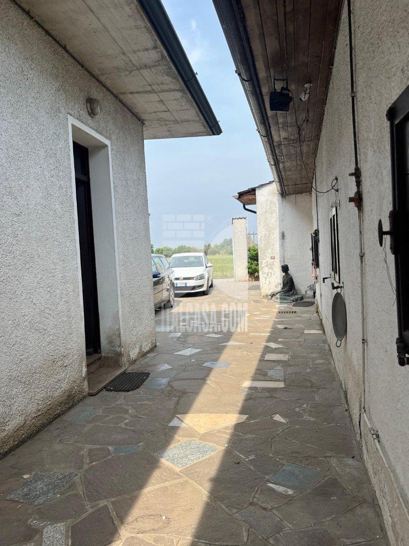 Villa Unifamiliare in vendita a Casirate d