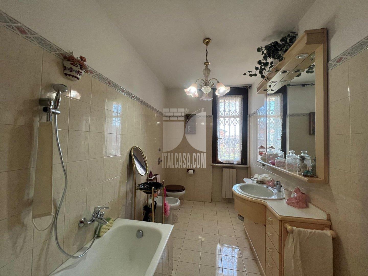 Villa a schiera in vendita a Treviglio