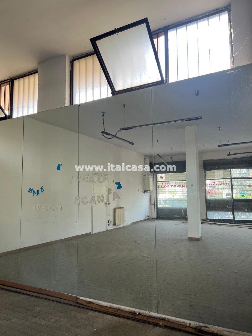 Negozio in vendita a Verdellino