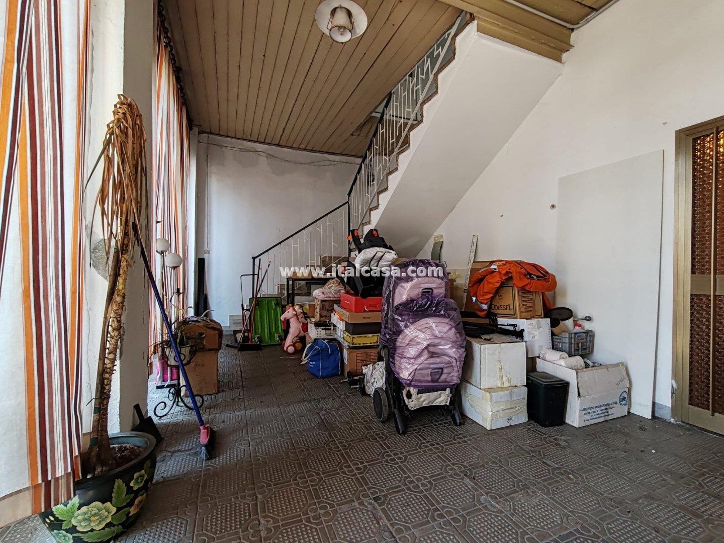 Stabile in vendita a Calvenzano