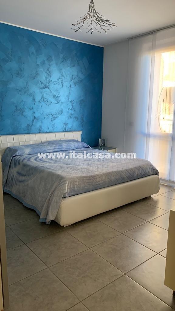 Villa a schiera di testa in vendita a Treviglio