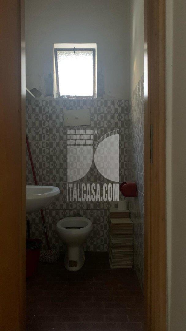 Negozio in vendita a Treviglio