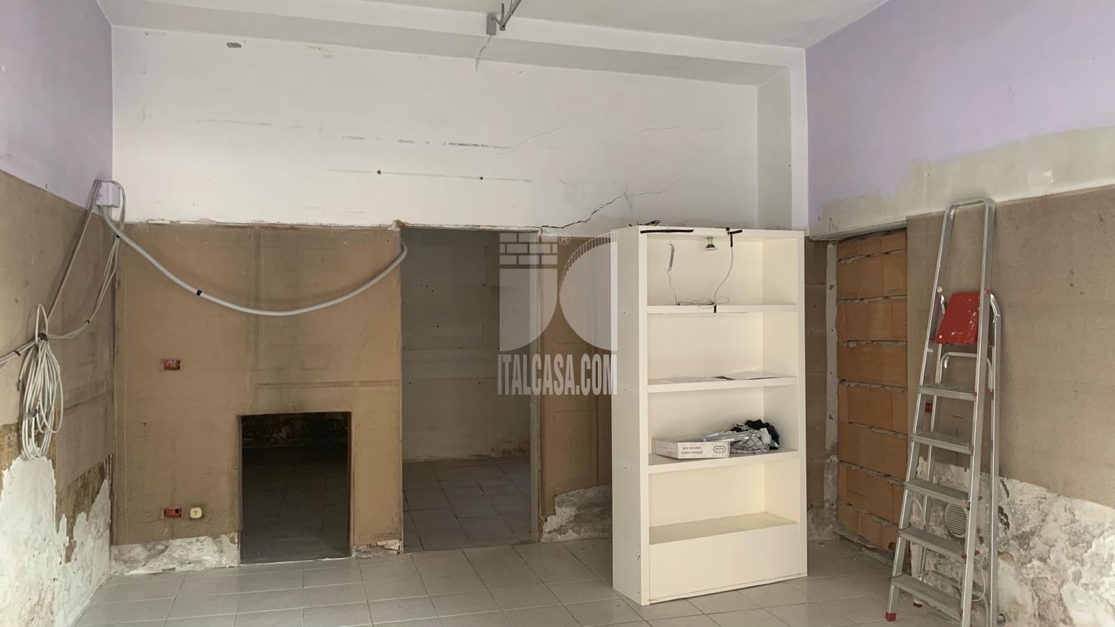 Negozio in vendita a Treviglio