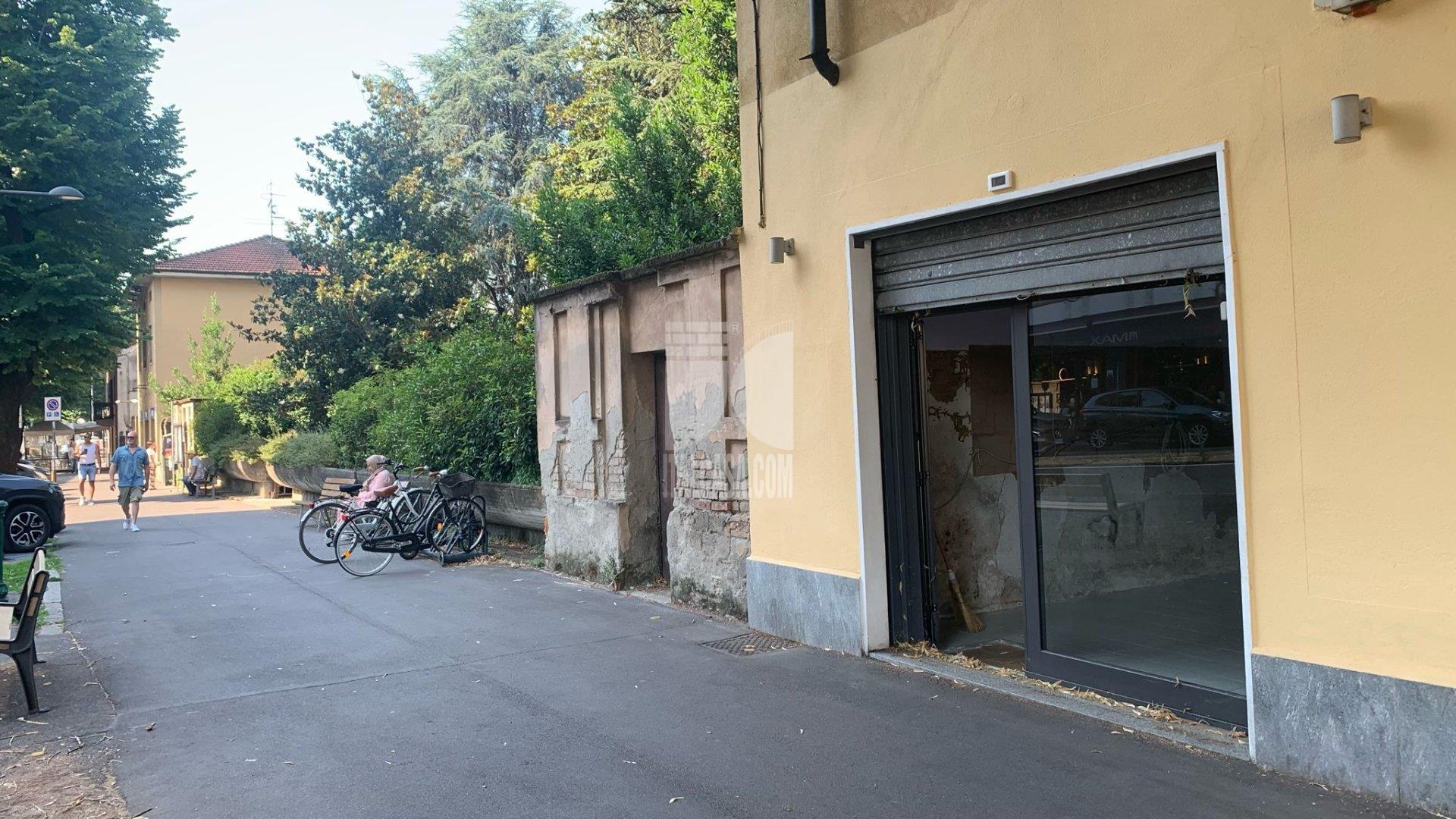 Negozio in vendita a Treviglio