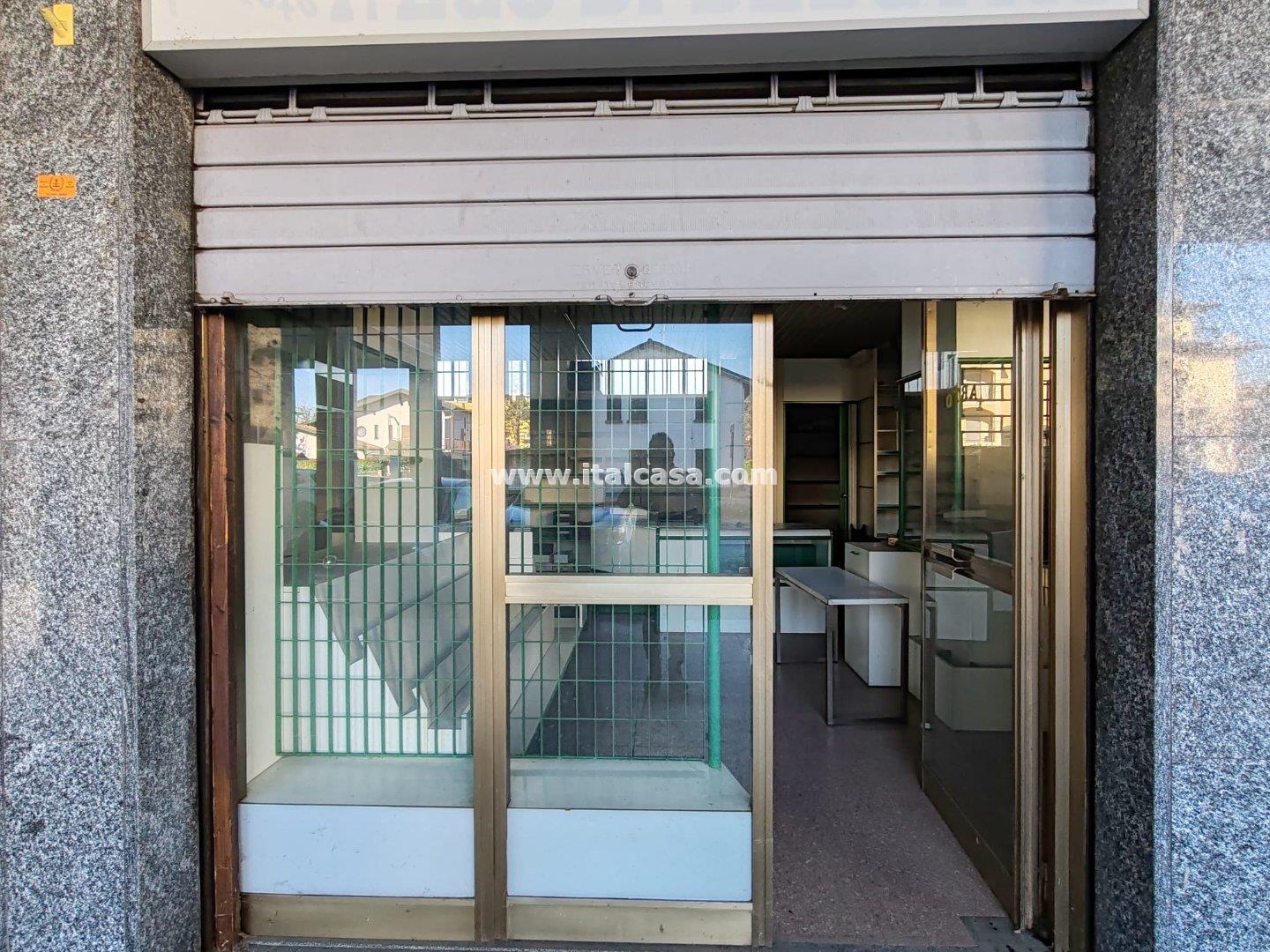 Negozio in vendita a Treviglio