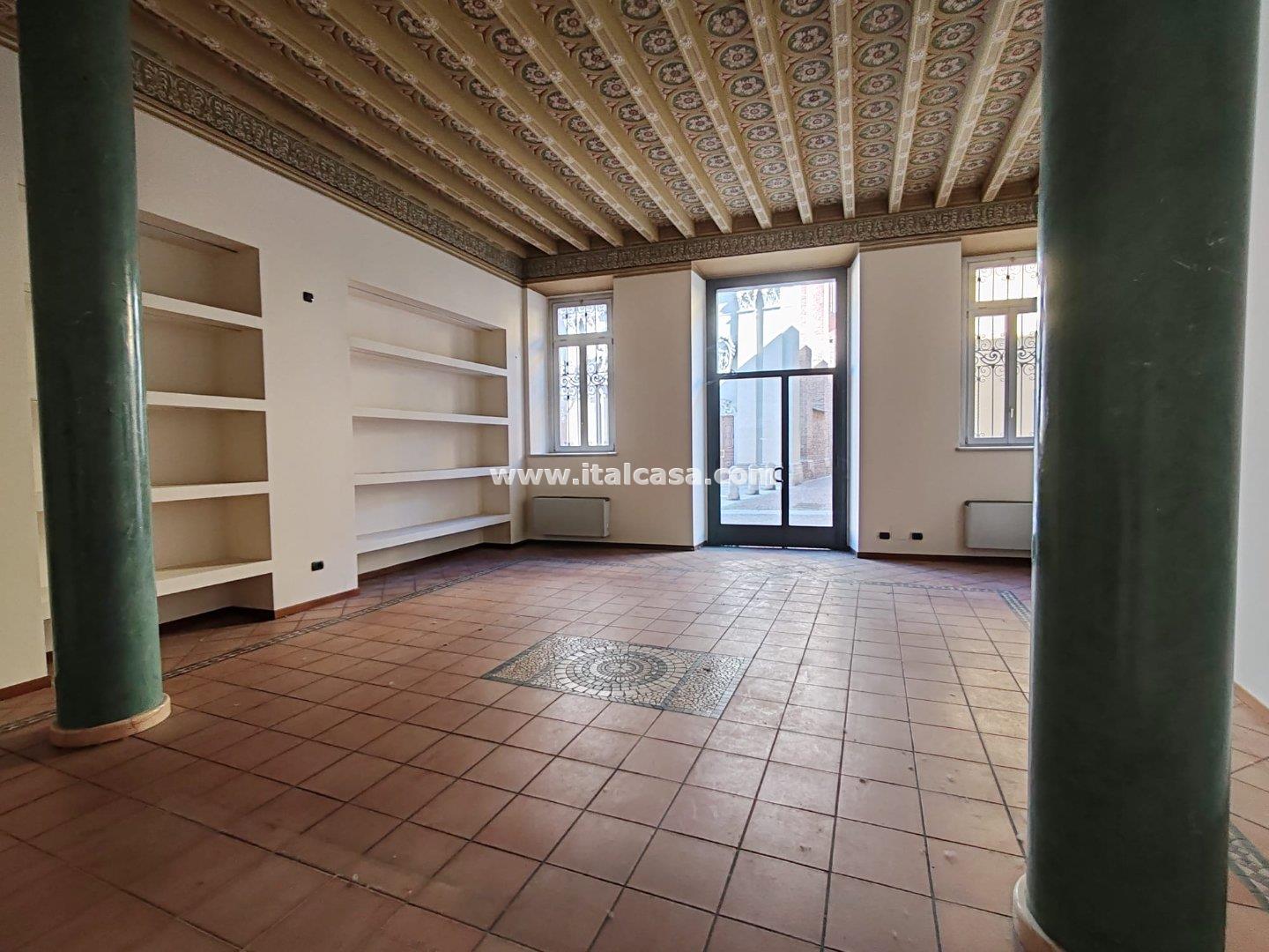 Negozio in affitto a Treviglio