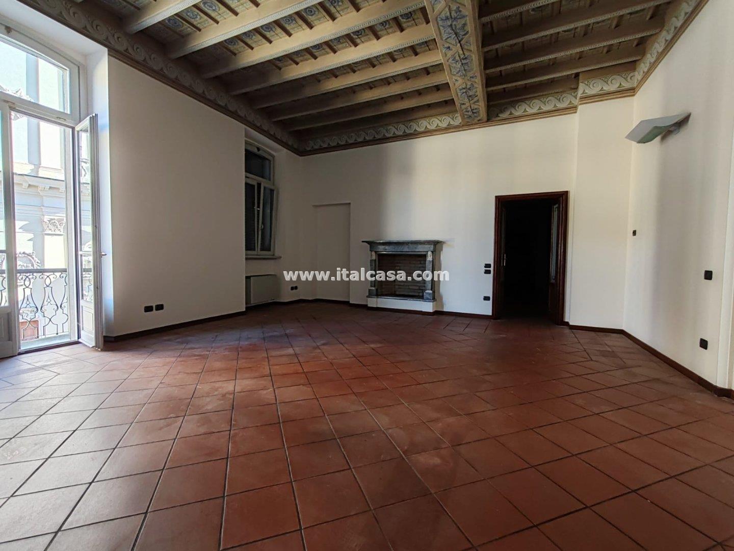 Negozio in affitto a Treviglio
