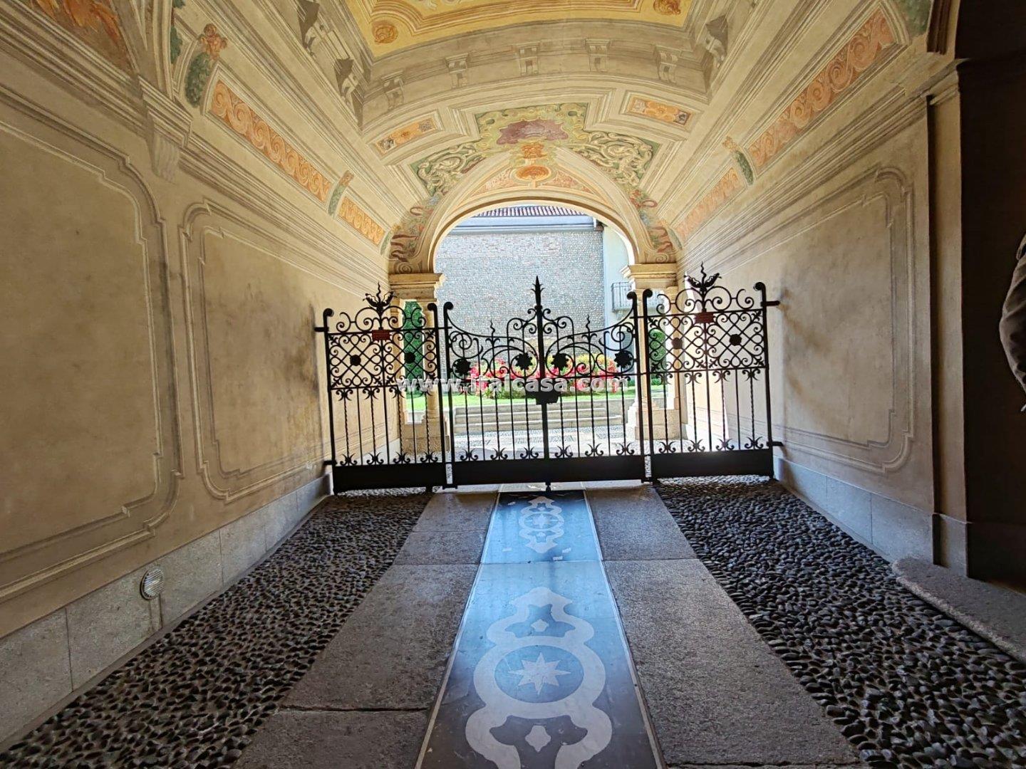 Negozio in affitto a Treviglio