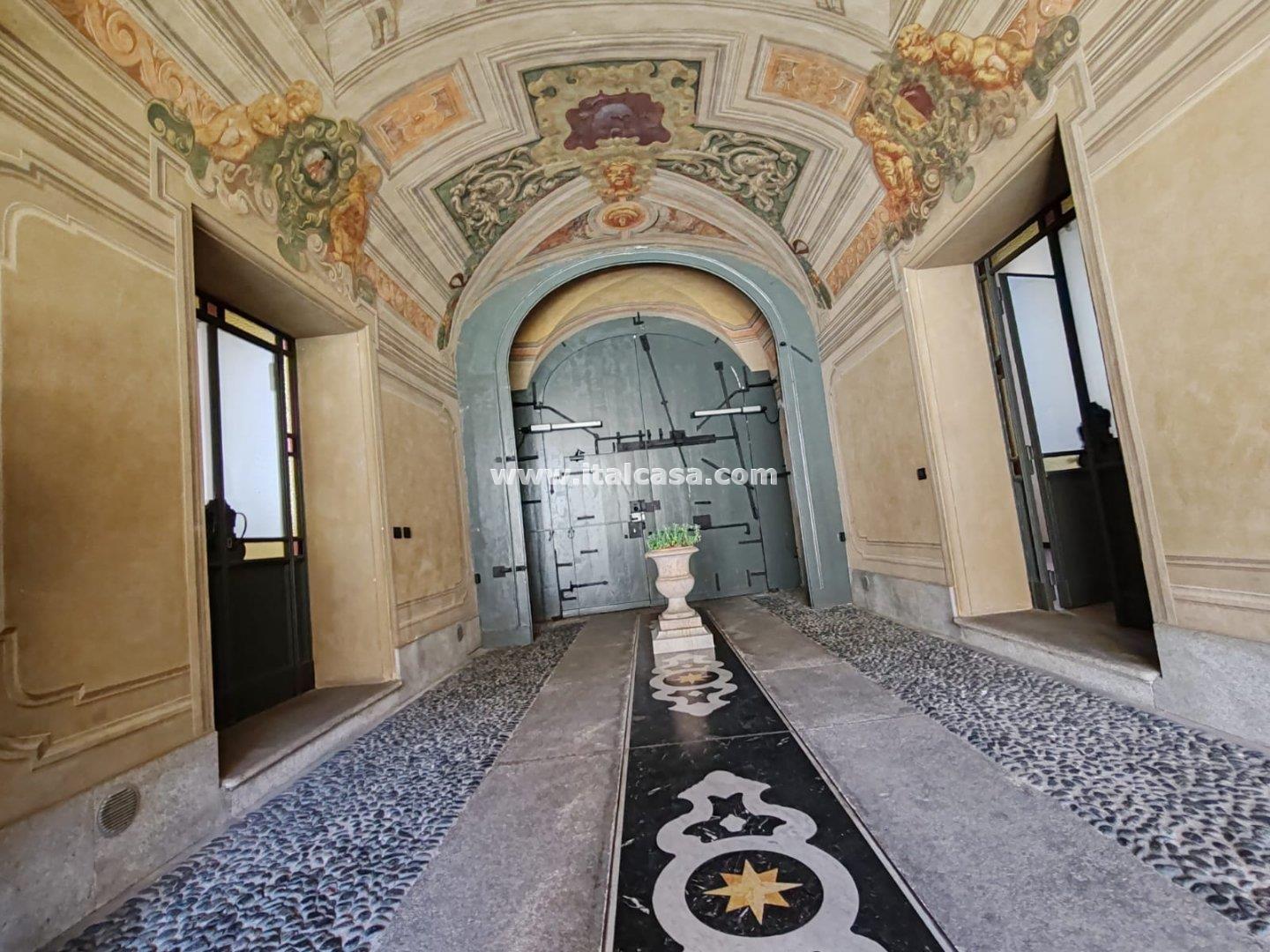 Negozio in affitto a Treviglio