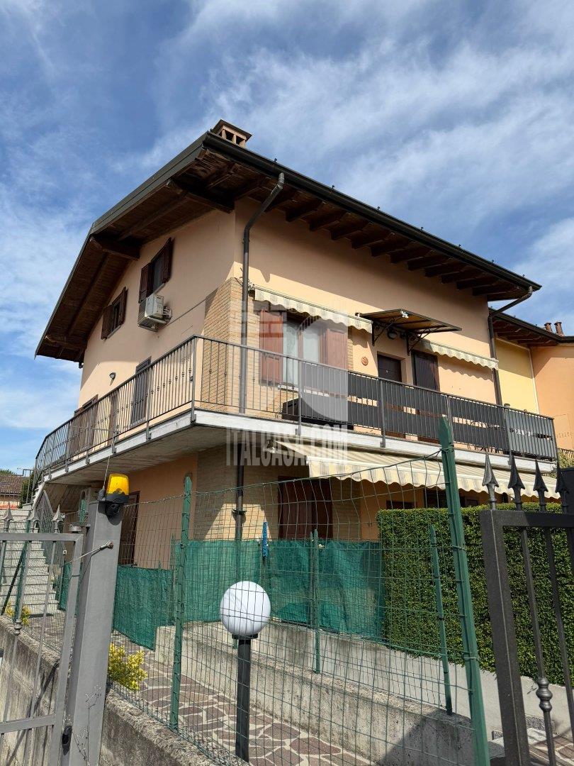 Appartamento in Villa in vendita a Brignano Gera d