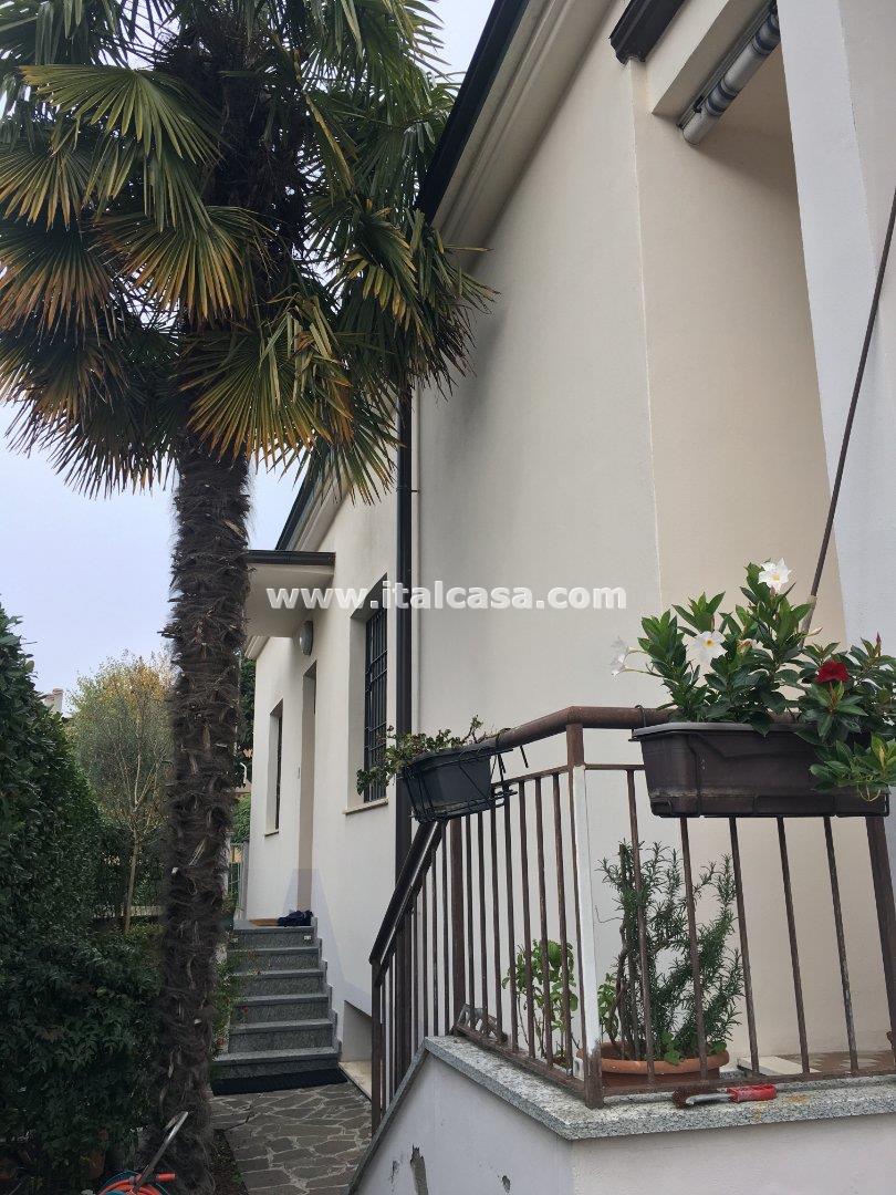 Villa Unifamiliare in vendita a Treviglio