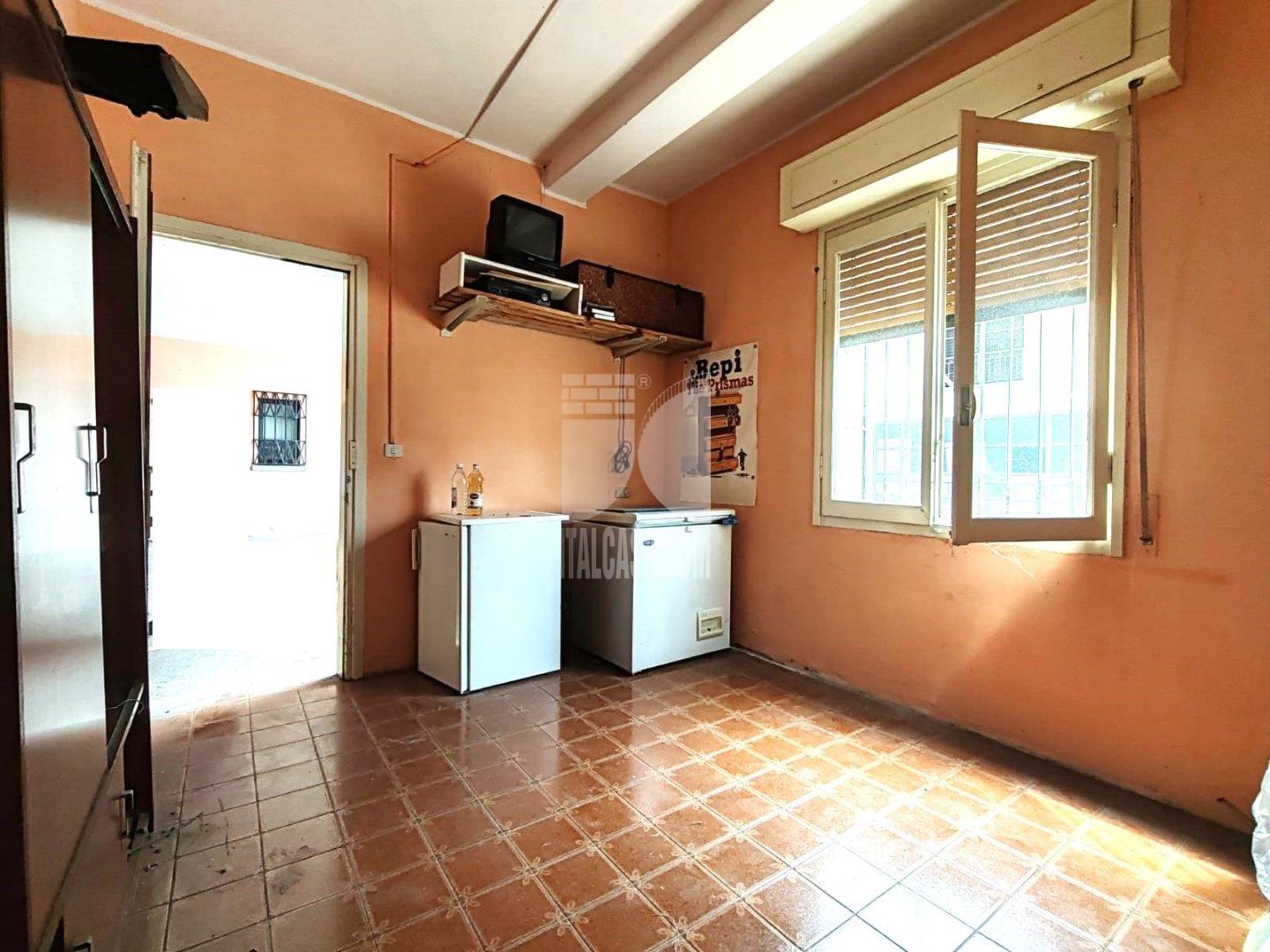 Stabile in vendita a Lurano