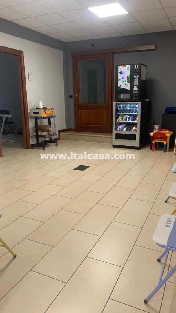 Ufficio in vendita a Treviglio