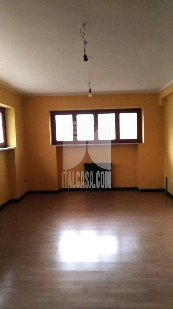 Ufficio in affitto a Treviglio