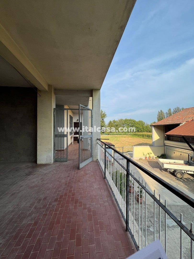 Casa Rustica in vendita a Pontirolo Nuovo