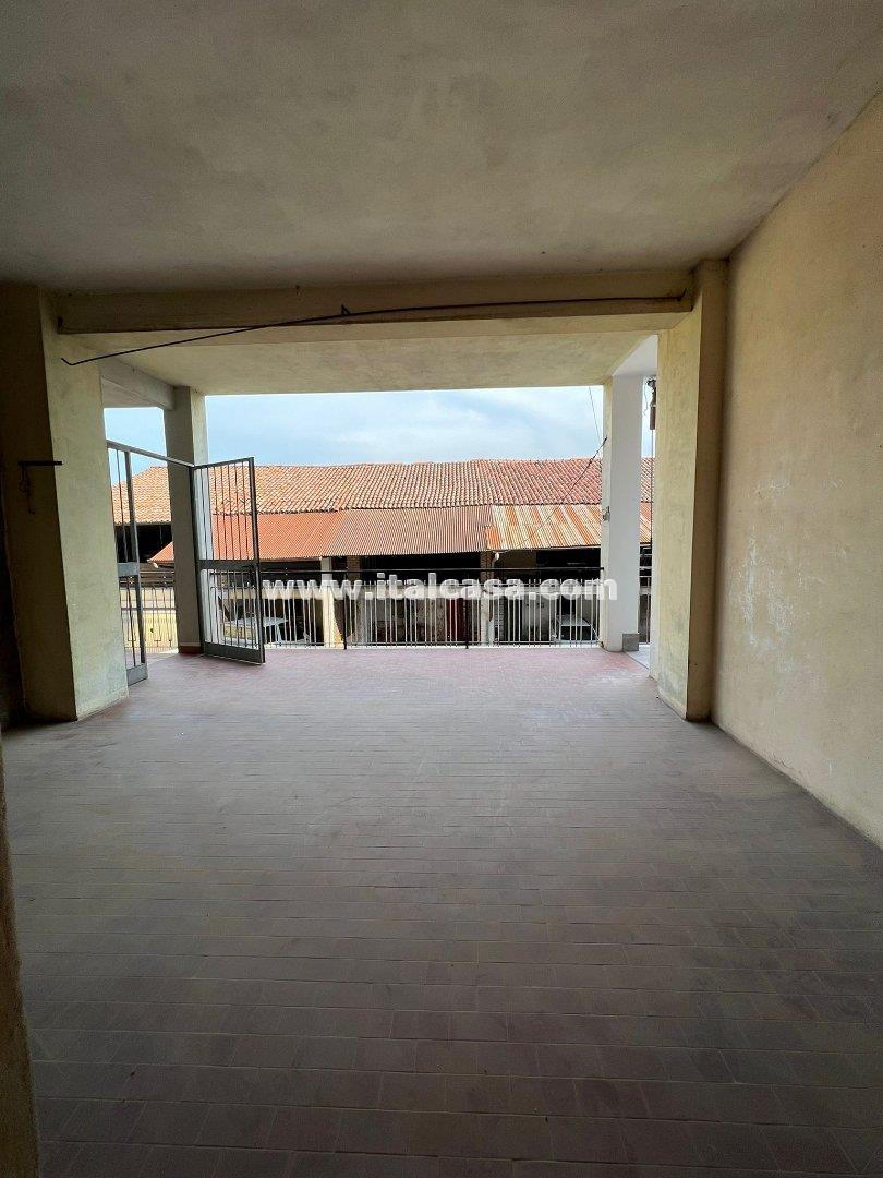 Casa Rustica in vendita a Pontirolo Nuovo