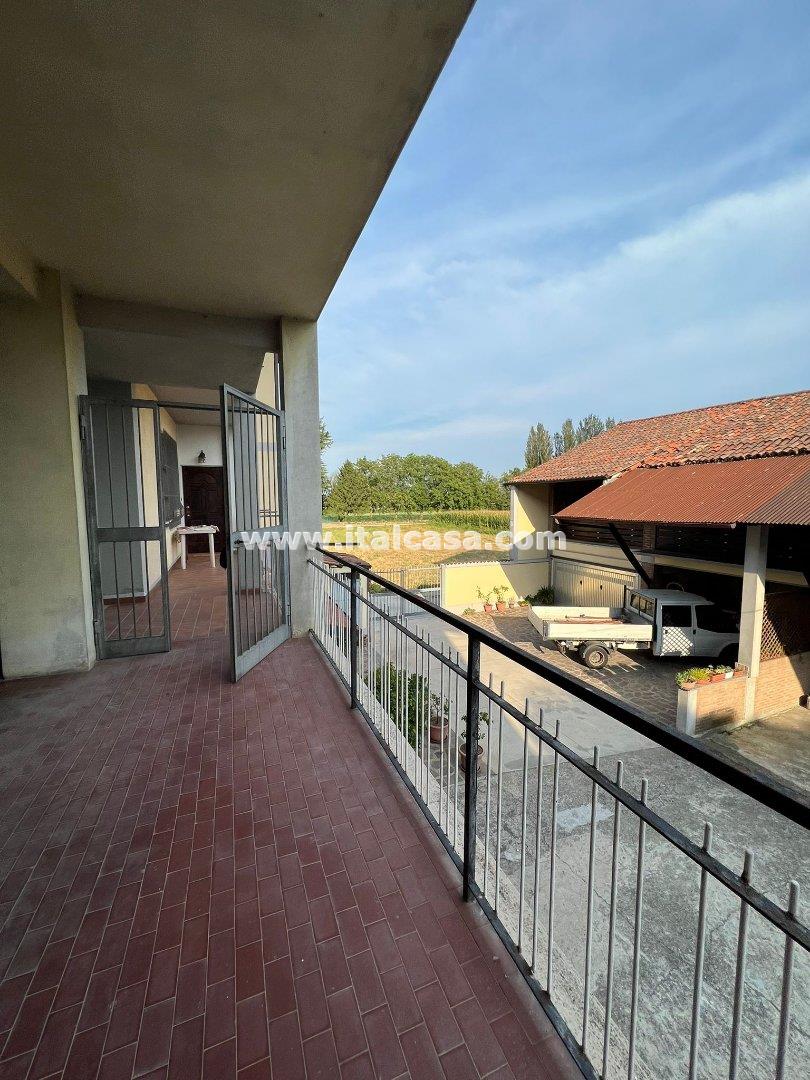 Casa Rustica in vendita a Pontirolo Nuovo