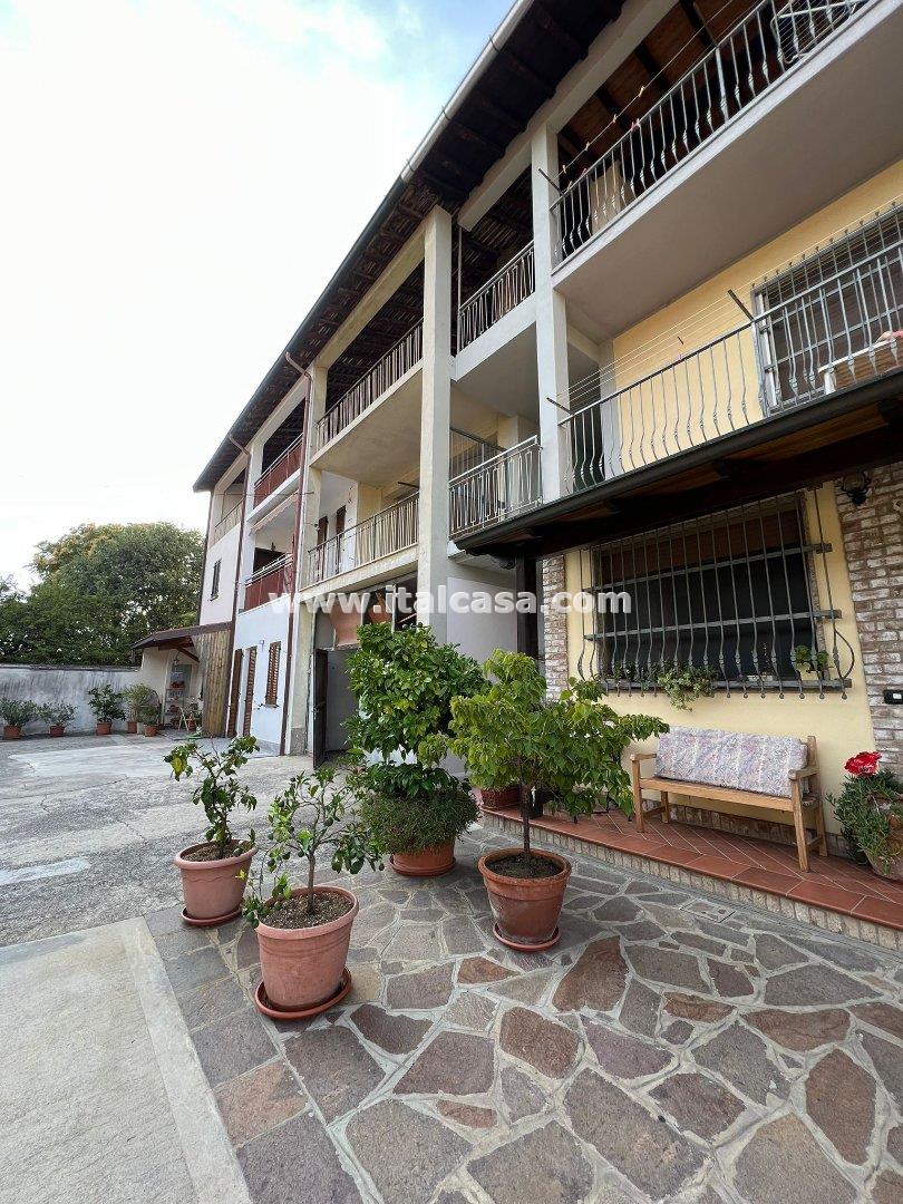 Casa Rustica in vendita a Pontirolo Nuovo