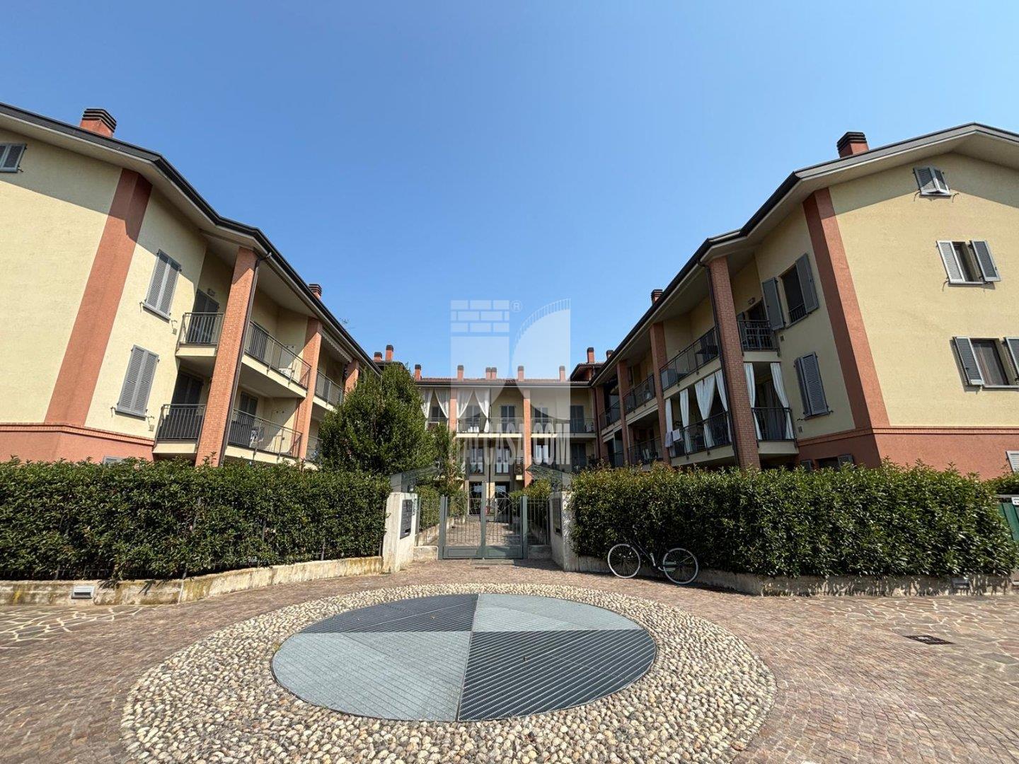 Appartamento in vendita a Castel Rozzone