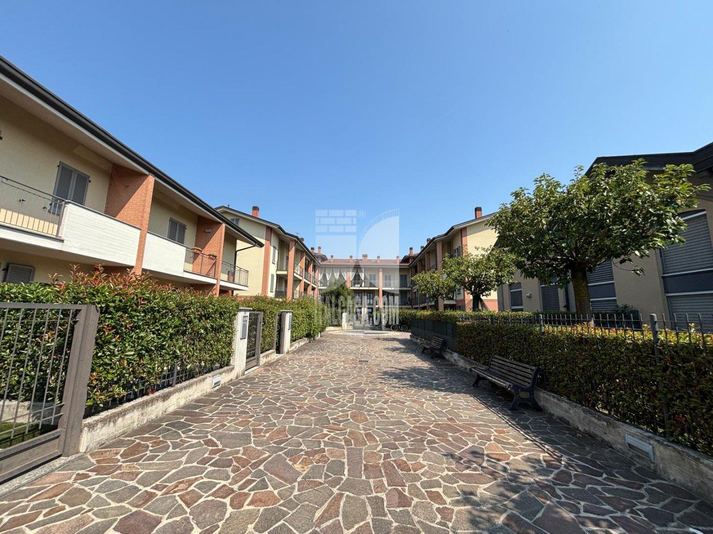 Appartamento in vendita a Castel Rozzone