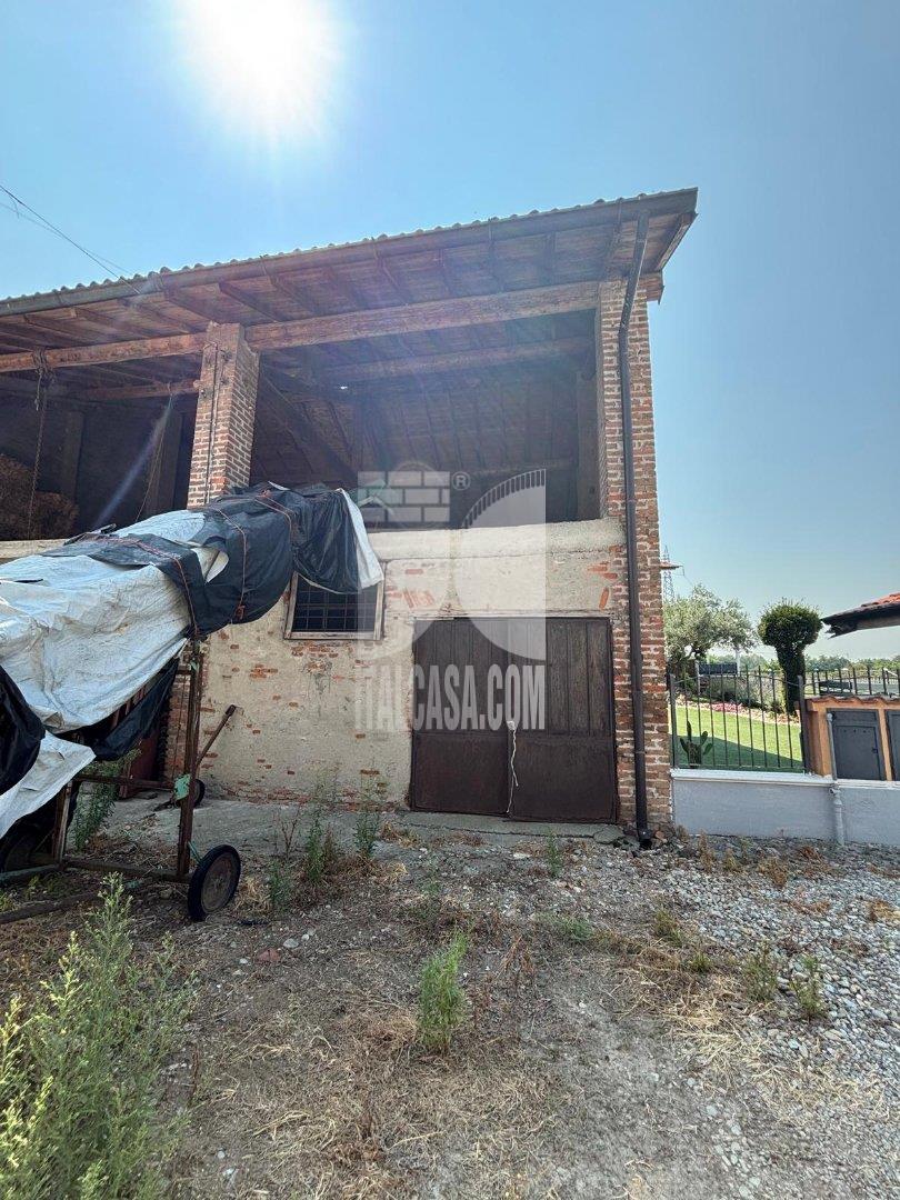 Casa Rustica in vendita a Pontirolo Nuovo