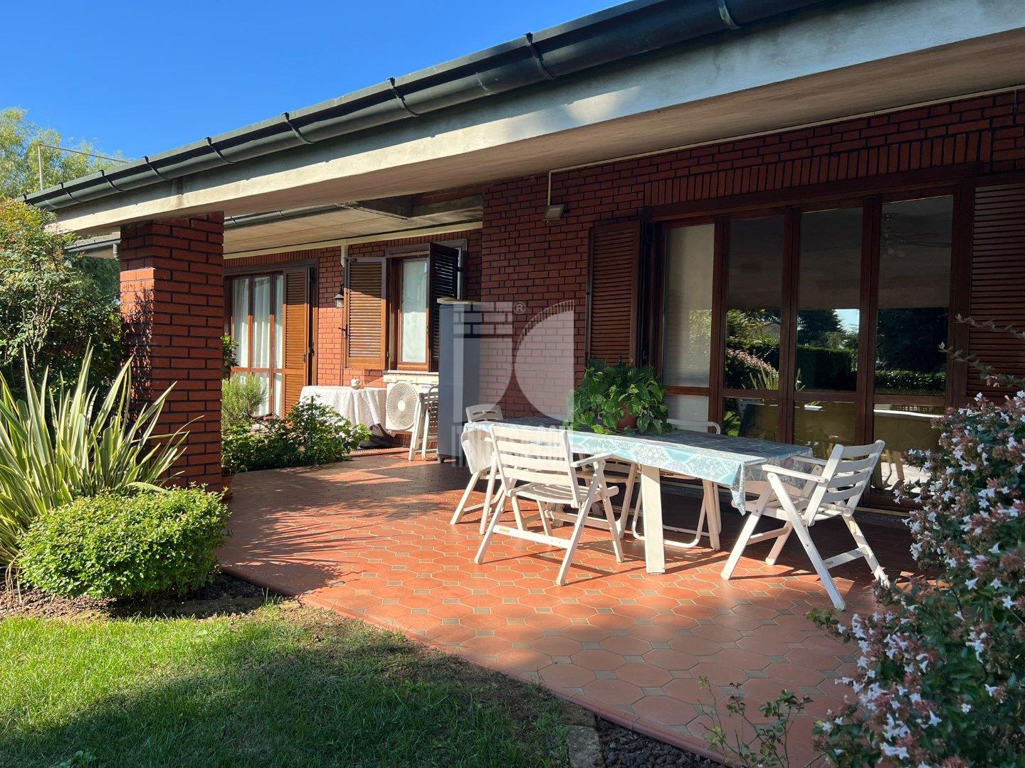 Villa Unifamiliare in vendita a Fara Gera d