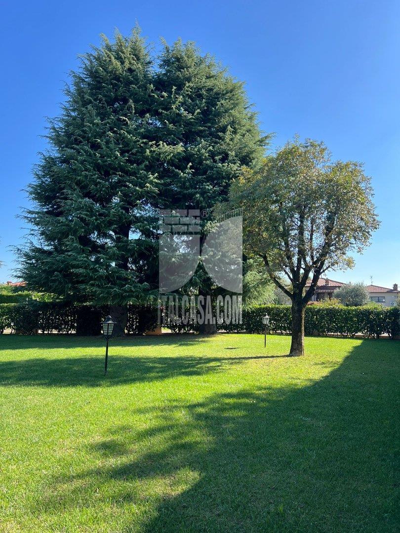 Villa Unifamiliare in vendita a Fara Gera d