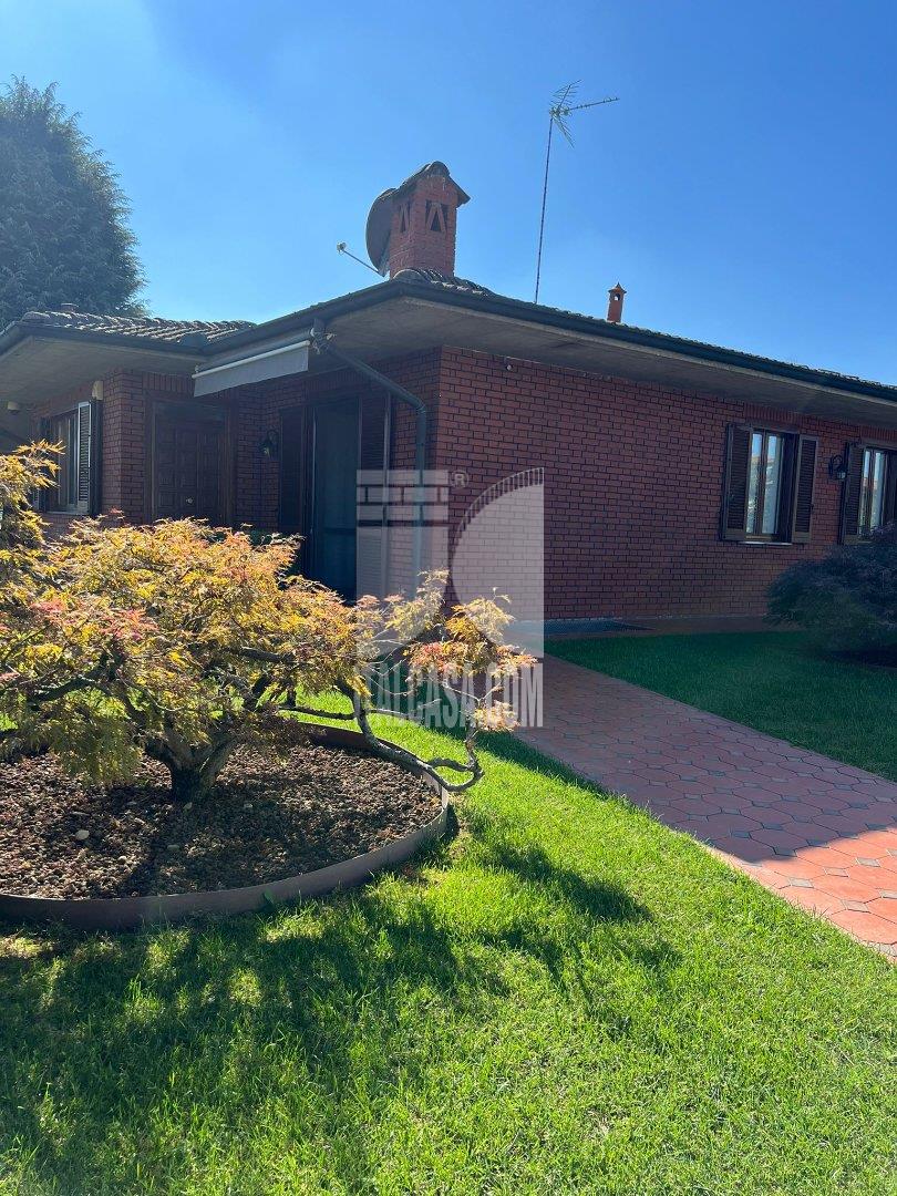 Villa Unifamiliare in vendita a Fara Gera d