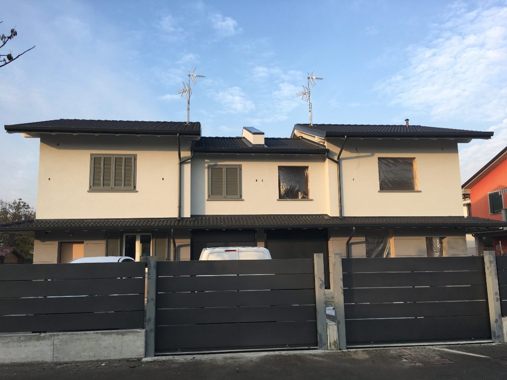Villa Bifamiliare in vendita a Fara Gera d