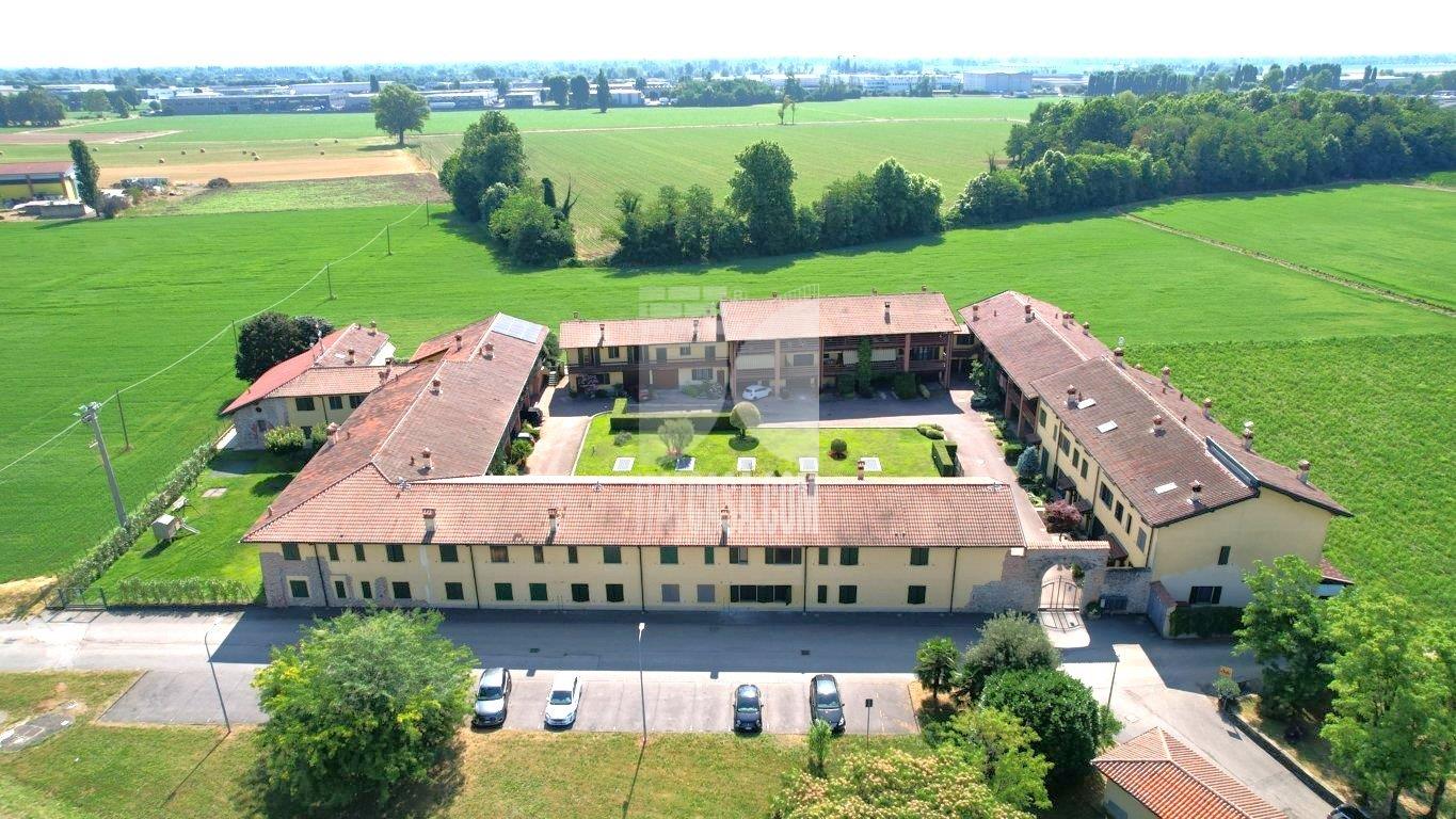 Villa a schiera in vendita a Cologno al Serio