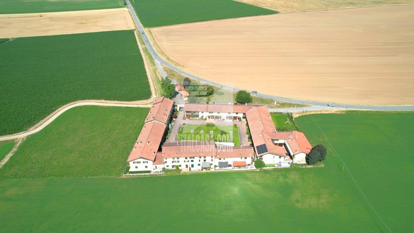 Villa a schiera in vendita a Cologno al Serio