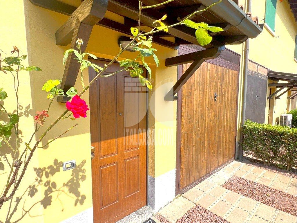 Villa a schiera in vendita a Cologno al Serio