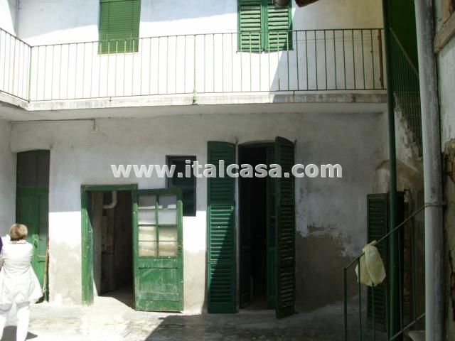 Casa Rustica in vendita a Treviglio