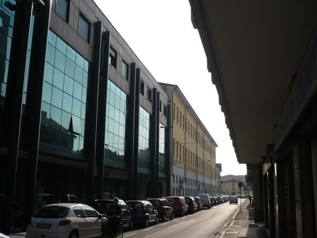 Negozio in vendita a Treviglio