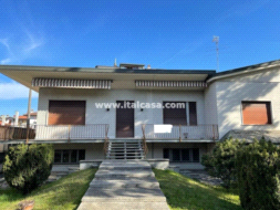 Villa Unifamiliare in vendita a Treviglio