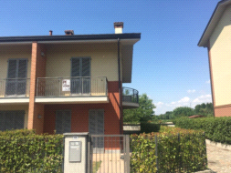 Villa a schiera di testa in vendita a Castel Rozzone