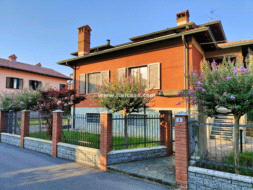 Villa Unifamiliare in vendita a Treviglio